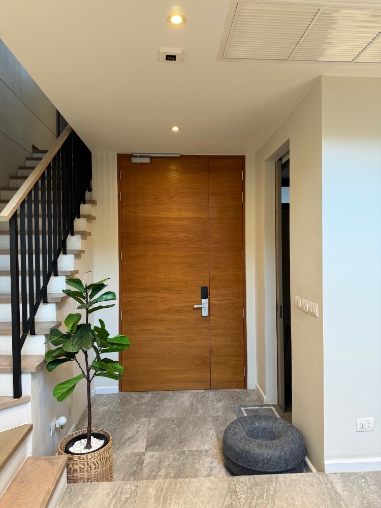 Townhome for sale in the Aires Rama 9 project. – รูปที่ 4