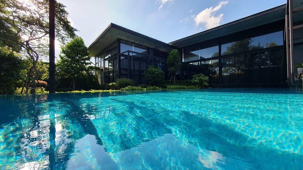 Large detached house / Rama 5 area / luxuriously decorated, premium materials Large detached house / Rama 5 area / luxuriously decorated, premium materials