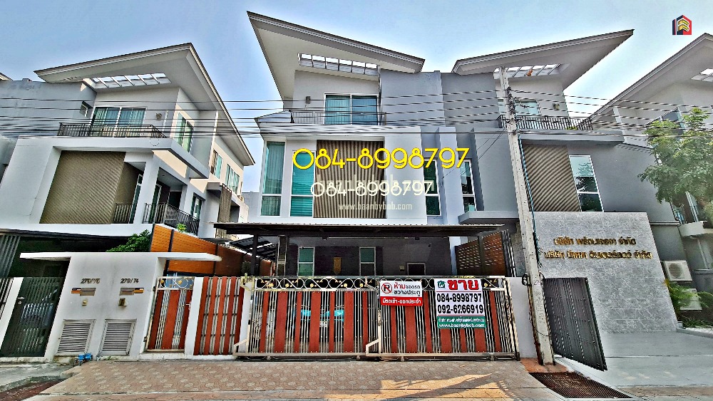 For sale: Baan Don Mueang, 3-story semi-detached house, corner house, Grand I-Design Vibhavadi, GRAND I DESIGN VIBHAVADI, 39.4 square wah, single-detached house style, beautifully decorated, in good condition, ready to m