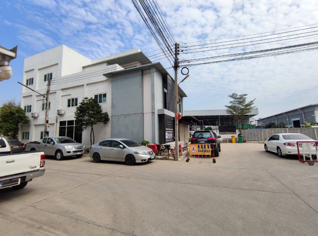 ขาย – เช่า โฮมออฟฟิศ ห้องสำนักงาน 9 ห้อง จอดรถได้กว่า 15 คัน รองรับพนักงาน 50 คน ใจกลางอมตะนคร ชลบุรี อุปกรณ์สำนักงานครบถ้วนใช้งานได้ทันที – รูปที่ 2