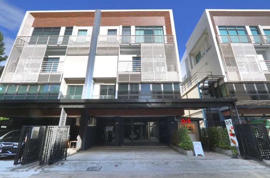 ❖ Good Deal ❖ โฮมออฟฟิศ 4 ชั้น 44.60 ตร.ว. | ตกแต่งครบ | ใกล้ The Walk 4 นาที, รพ.พญาไท นวมินทร์ 6 นาที ❖ Good Deal ❖ โฮมออฟฟิศ 4 ชั้น 44.60 ตร.ว. | ตกแต่งครบ | ใกล้ The Walk 4 นาที, รพ.พญาไท นวมินทร์ 6 นาที