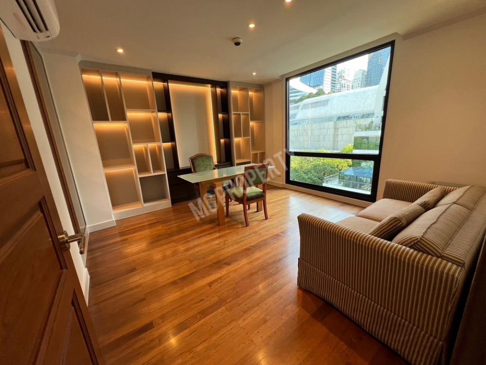 Somkid Gardens condominium 4bed 210 sqm for rent only 140,000 per month please tel 0816878954 line id 0816878954