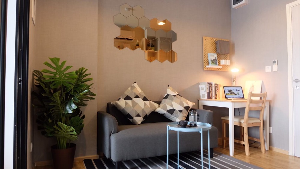 🟢There is a VDO to watch/corner room/bathroom has a partition/very beautifully decorated/has laundry/separate kitchen room, complete items🟢: Condo for sale, The Cabana, near BTS Samrong 800m. 🟢There is a VDO to watch/corner room/bathroom has a partition/very beautifully decorated/has laundry/separate kitchen room, complete items🟢: Condo for sale, The Cabana, near BTS Samrong 800m.