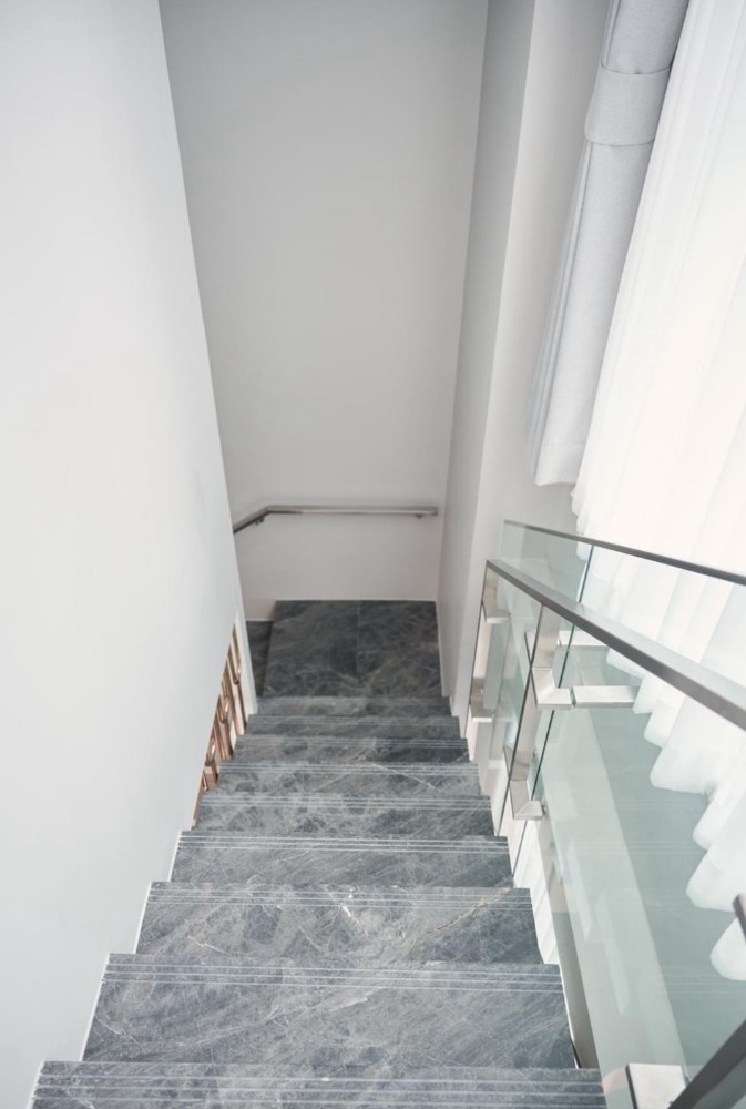 ♦ Modern Luxury style ♦ Duplex floors 10+, 97.50 sq m. | 2 bedrooms | Near BTS Thonglor 1 minute, Major Cineplex Sukhumvit 2 minutes. – รูปที่ 3