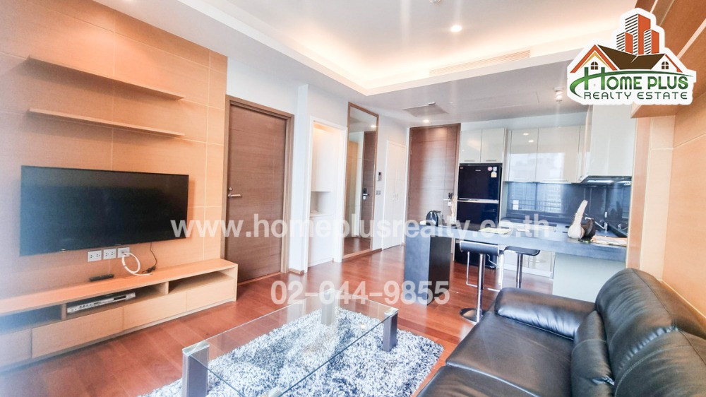 Quattro Condo by Sansiri (side room, city view) near BTS Thonglor station.