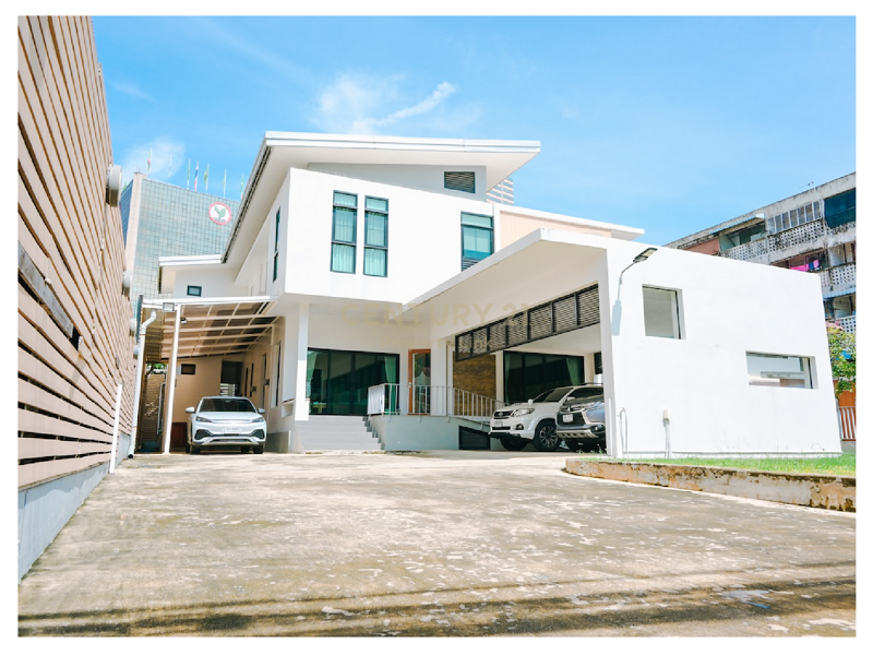"บ้านที่เป็นไปไม่ได้" กลางอารีย์: 150 ตรว. โมเดิร์น วิวสวนเรือนไทย... เสนอขายในราคาดีที่สุด 42.9 ล้าน! No.42-HH-66134