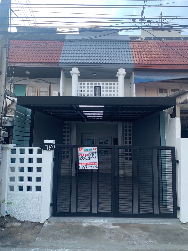 ขายถูก กู้เต็ม ทาวน์เฮาส์ 2 ชั้น 20 ตร.วา หมู่บ้านธรากร ซ.รามคำแหง166 บ้านมี 2 ห้องนอน 2 ห้องน้ำ + แอร์ 2 เครื่อง ขายถูก กู้เต็ม ทาวน์เฮาส์ 2 ชั้น 20 ตร.วา หมู่บ้านธรากร ซ.รามคำแหง166 บ้านมี 2 ห้องนอน 2 ห้องน้ำ + แอร์ 2 เครื่อง