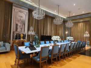 เดอะ สุโขทัย เรสซิเด้นซ์ : The Sukhothai Residences : คอนโด 2 ห้องนอน / วิวเมือง ใกล้ MRT ลุมพินี