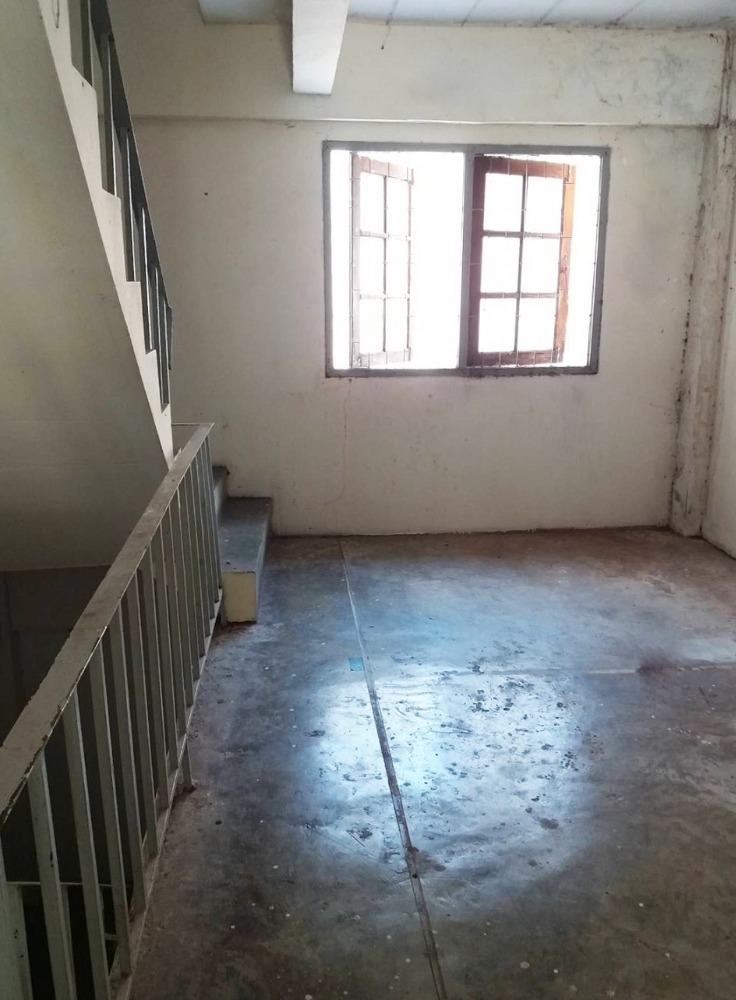 Building for Rent at Khumthong Petchkasem village, Kanchanapisek road, Bangkhae, Bangkok – รูปที่ 4