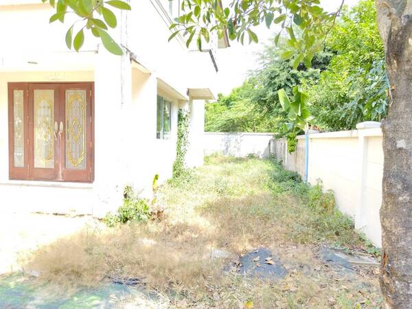 2 storey detached house, Saranrom Village, size 68.9 square wah, 3 bedrooms, 2 water, can park 3 cars on the Maine road – รูปที่ 4