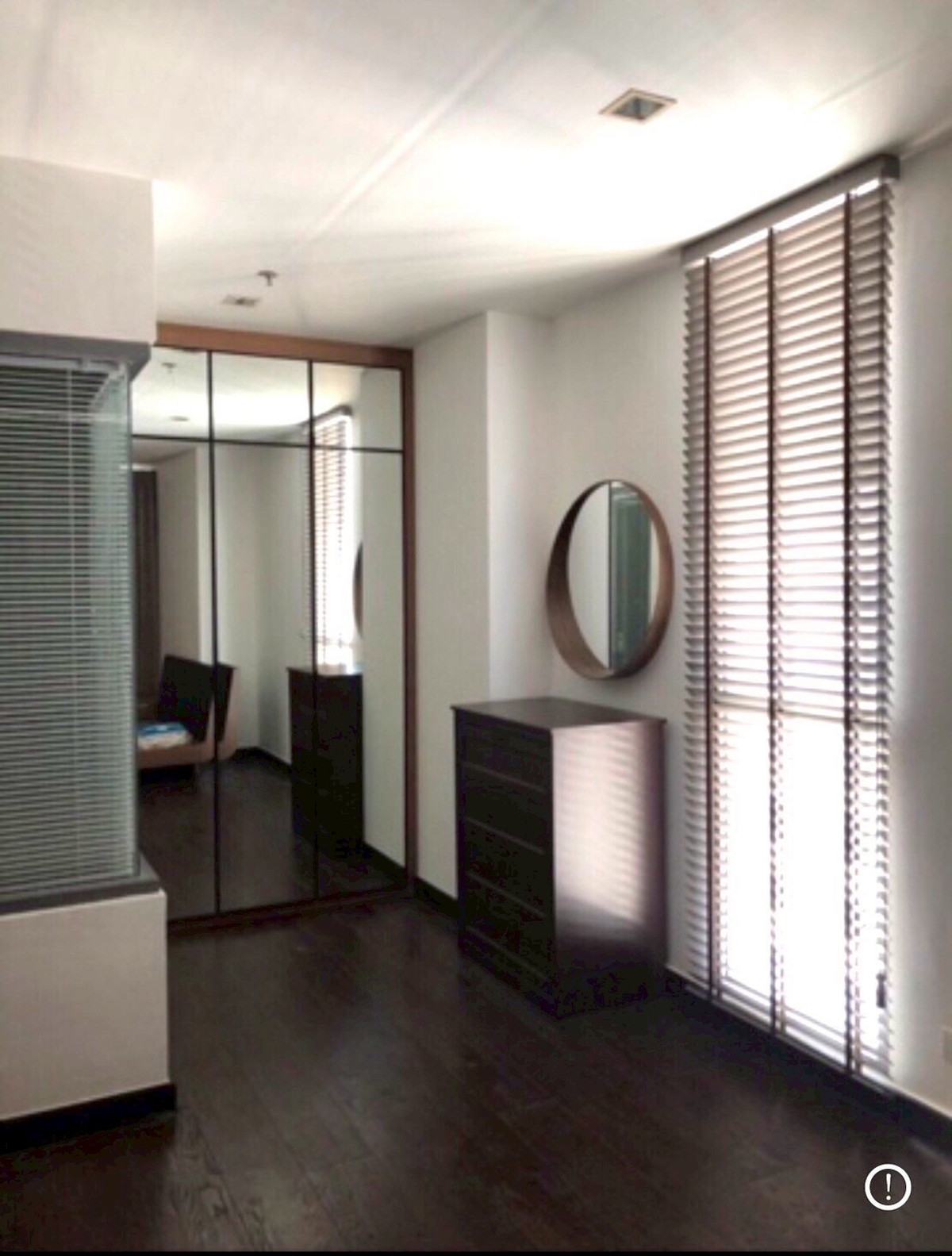 Urgent sale Ideo Q Phayathai, new room, good price, ready to move in. (50 square meters) next to Phayathai BTS Urgent sale Ideo Q Phayathai, new room, good price, ready to move in. (50 square meters) next to Phayathai BTS