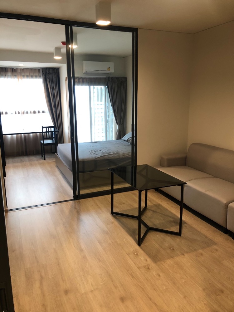 for rent ideo sathorn wongwienyhai 1 bed special deal💟☘️