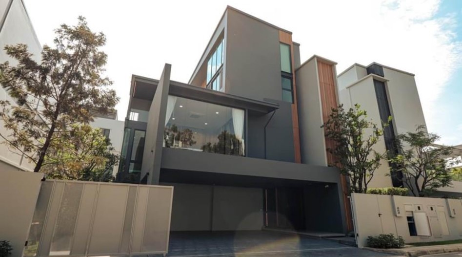 VIVE2 Krungthep Kreetha (วีเว่2 กรุงเทพกรีฑา) | บ้านเดี่ยว 3 ชั้น 5 ห้องนอน | มีลิฟทฺ์ | เพียง 5 กม.* จากทางด่วนศรีรัช, 3.5 กม.* จากรถไฟฟ้าสายสีเหลือง สถานีศรีกรีฑา