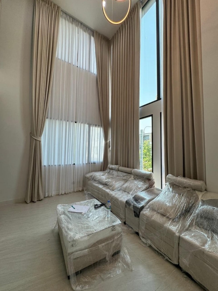 Luxurious townhome for rent Baan Klang Muang Classe Sukhumvit 77 – รูปที่ 3