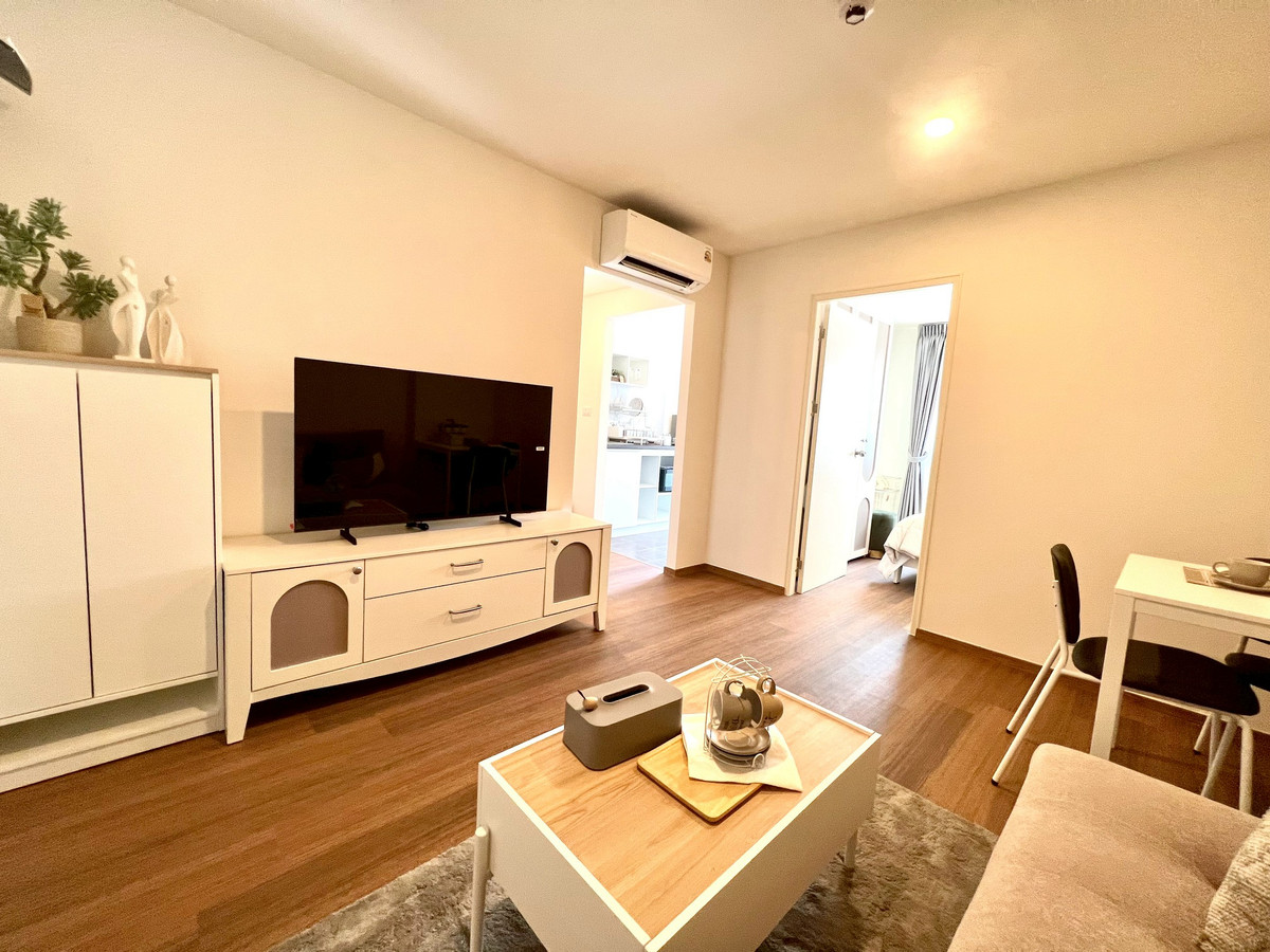 Condo for sale Lumpini Condotown Ekachai 48 Lumpini Condotown Ekachai 48 near BTS Wutthakat, special price, large room, separate kitchen, 1 bedroom, size 34 sq m. Central area, beautiful and complete, convenient travel to Ekachai, Bang Bon, Central Rama 2 Condo for sale Lumpini Condotown Ekachai 48 Lumpini Condotown Ekachai 48 near BTS Wutthakat, special price, large room, separate kitchen, 1 bedroom, size 34 sq m. Central area, beautiful and complete, convenient travel to Ekachai, Bang Bon, Central Rama 2