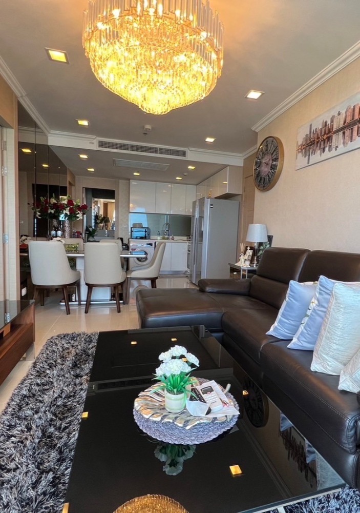 For Sale Condo the palm wongamat beach Front pattaya 2 Beds higjt floor For Sale Condo the palm wongamat beach Front pattaya 2 Beds higjt floor