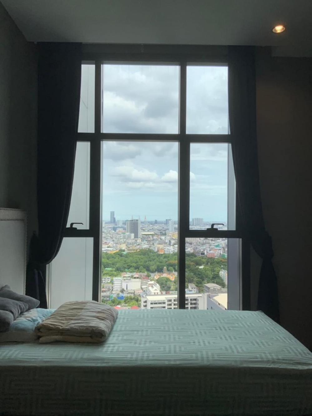 📢👇For sale 2 beds in one of good condo in Sathorn , near Silom complex and many schools,  fully furnished.