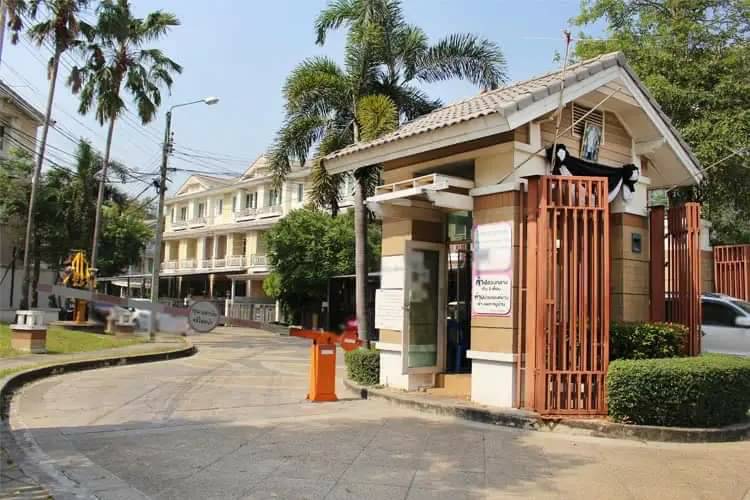 3-story townhome for sale, Park Gallery Watcharapol, near the Pink Line BTS. Sathian Thammasathan, area 24.4 sq m, 3 bedrooms, 3 bathrooms, 2 parking spaces, selling price 4.95 million baht* 3-story townhome for sale, Park Gallery Watcharapol, near the Pink Line BTS. Sathian Thammasathan, area 24.4 sq m, 3 bedrooms, 3 bathrooms, 2 parking spaces, selling price 4.95 million baht*