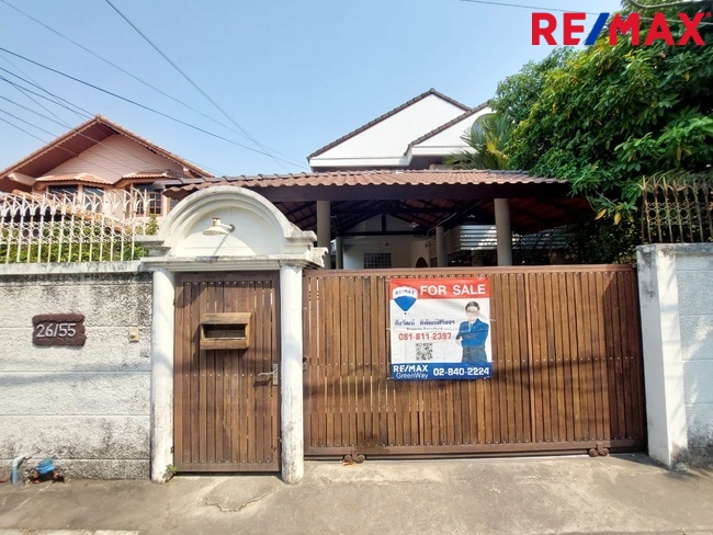 2-story detached house for sale, Thanakorn Village, Villa 1, area 155 sq m, Thet Phra Kiat Road, Bang Kruai, near the Si Rat Expressway - Outer Ring Road.