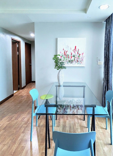 Condo for rent, corner room 2 Br. 2 WC The Kris #1, 6th floor Rachada- MRT Sutthisan Condo for rent, corner room 2 Br. 2 WC The Kris #1, 6th floor Rachada- MRT Sutthisan