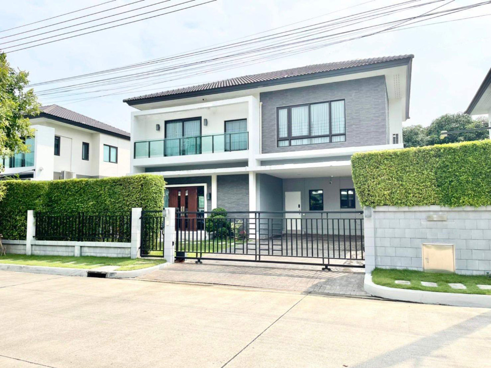 The City Pattanakarn, Detached house, beautifully decorated, ready to move in, on Pattanakarn-New Road. The City Pattanakarn, Detached house, beautifully decorated, ready to move in, on Pattanakarn-New Road.