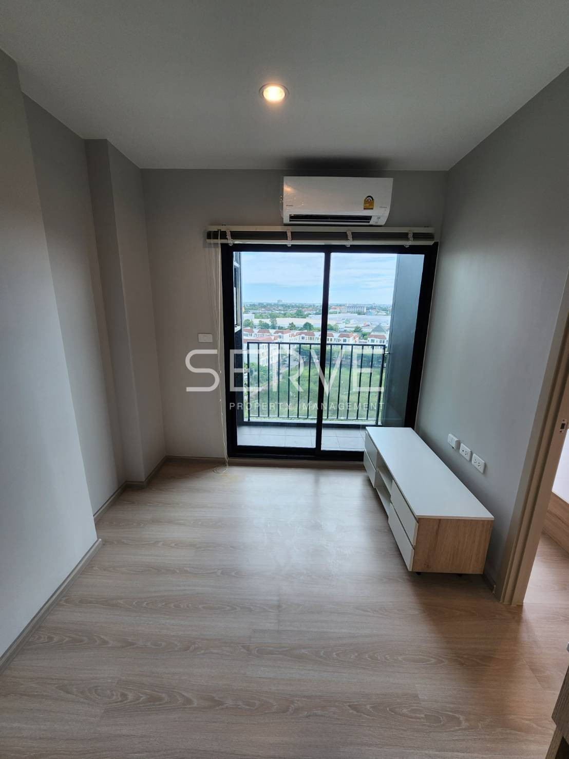 1 Bed Large Room Unblock View Fully furnished Good Location 20 Steps From MRT Si La Salle Station  @ Nue Noble Srinakarin Lasalle