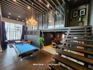 Duplex 2 Bed 200 Sqm @BTS Prompong - RENTAL FEE 125,000 THB Negotiable