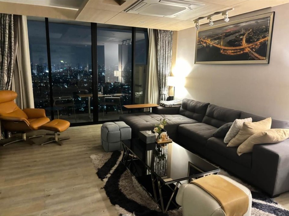 ♦ High rise ♦ Floor 30+ | 138 sqm. | 2 Bedrooms | Fully furnished and ready to move in | near MRT Ladprao Station 400 m. ♦ High rise ♦ Floor 30+ | 138 sqm. | 2 Bedrooms | Fully furnished and ready to move in | near MRT Ladprao Station 400 m.