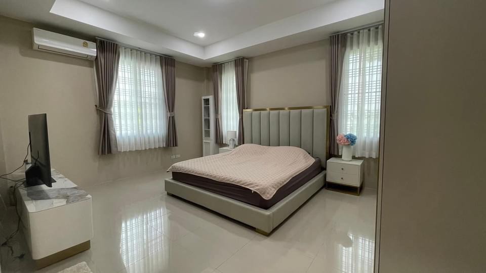 ❖ Nice decoration ❖ บ้านเดี่ยว 2 ชั้น 400.00 ตร.ว. 4 ห้องนอน | ตกแต่งครบ  มีสระว่ายน้ำ | ใกล้บิ๊กซีฟู้ดเพลส สุขาภิบาล 5 2.6 กม. – รูปที่ 4