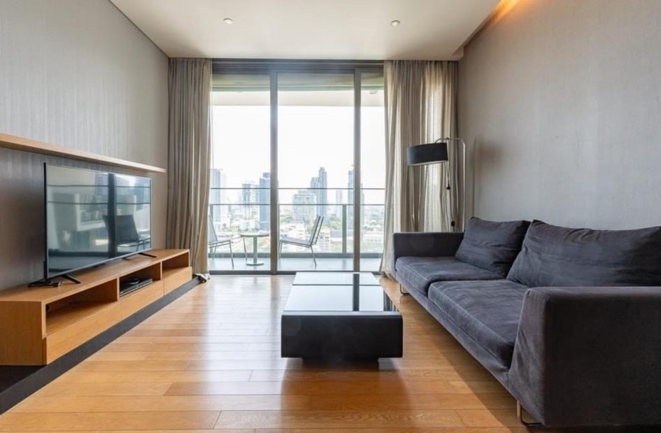 AEQUA Sukhumvit 49 (เอควา สุขมวิท 49) | 10+ Floor 2 bedrooms | Near BTS Thonglor approximately 350 meters, Market Place.