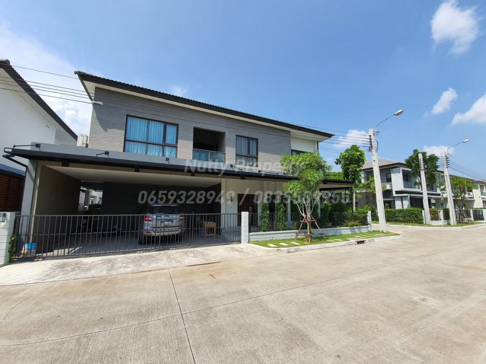 Centro Bangna KM.7 ,beautifully decorated, ready to move in.