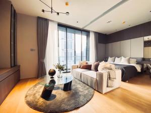 ขาย คอนโด BEATNIQ สุขุมวิท 32 1 ห้องนอน 43 ตรม. ชั้น 15 สภาพเยี่ยม เรียบหรู พร้อมอยู่ ใกล้ BTS ทองหล่อ