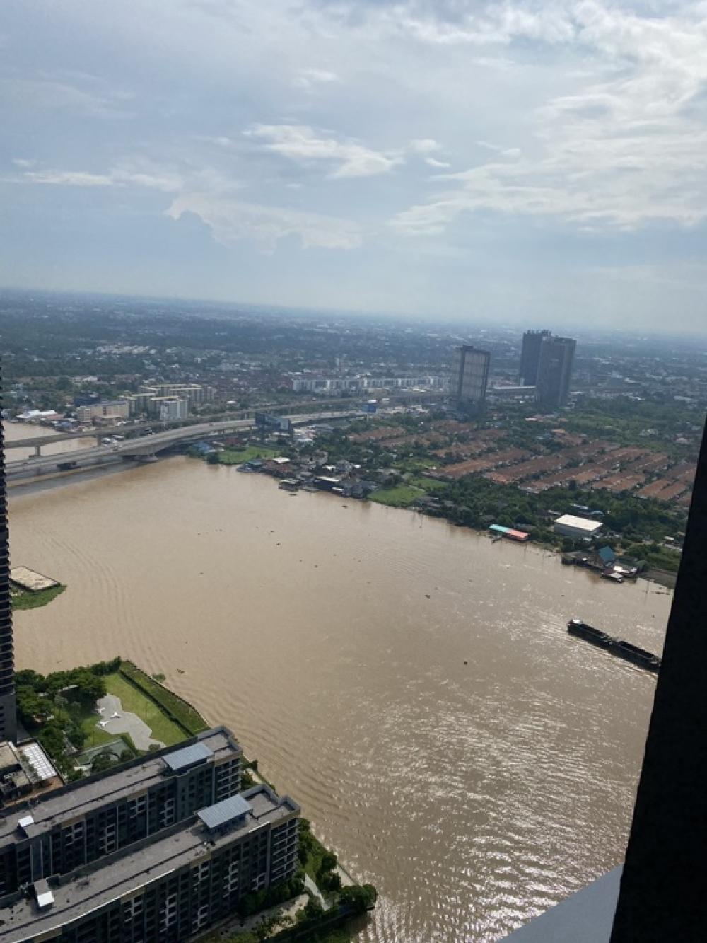 For rent: The Politan Aqua, 51st floor, Chao Phraya River view.