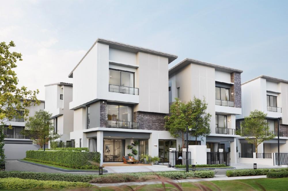 House for rent in the city center, Classe Ekkamai-Ramintra (Baan Klang Muang Classe) 4 Bedrooms 4 Bathrooms House for rent in the city center, Classe Ekkamai-Ramintra (Baan Klang Muang Classe) 4 Bedrooms 4 Bathrooms
