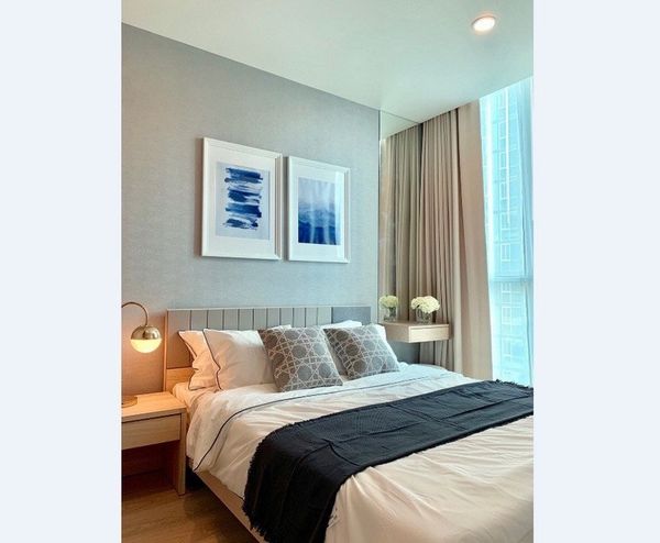 S-NBRVR101  condo Noble Revolve Ratchada 1, floor 37, size, 26 sqm, 1 bed 1 bath, 4.4 million. 064-959-8900