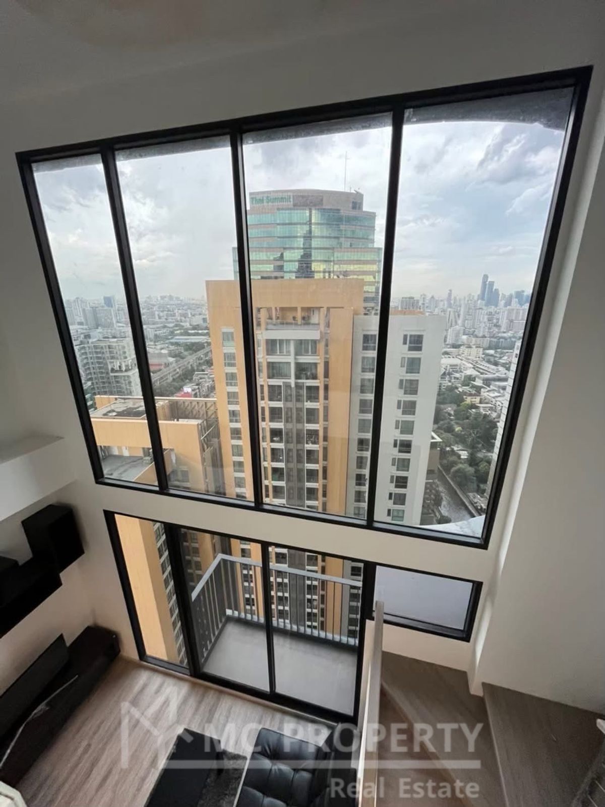 Ideo mobi asoke 1 bedroom 35sqm for rent only 24,000 per month please contact 0816878954 Ideo mobi asoke 1 bedroom 35sqm for rent only 24,000 per month please contact 0816878954