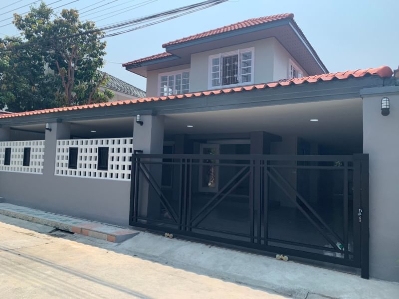บ้านเดี่ยว 2 ชั้น เนื้อที่49.6 ตร.วา หมู่บ้านเคซี การ์เด้นโฮม 4 ซ.นิมิตใหม่ 40 บ้านมี 3 ห้องนอน 3 ห้องน้ำ – รูปที่ 2