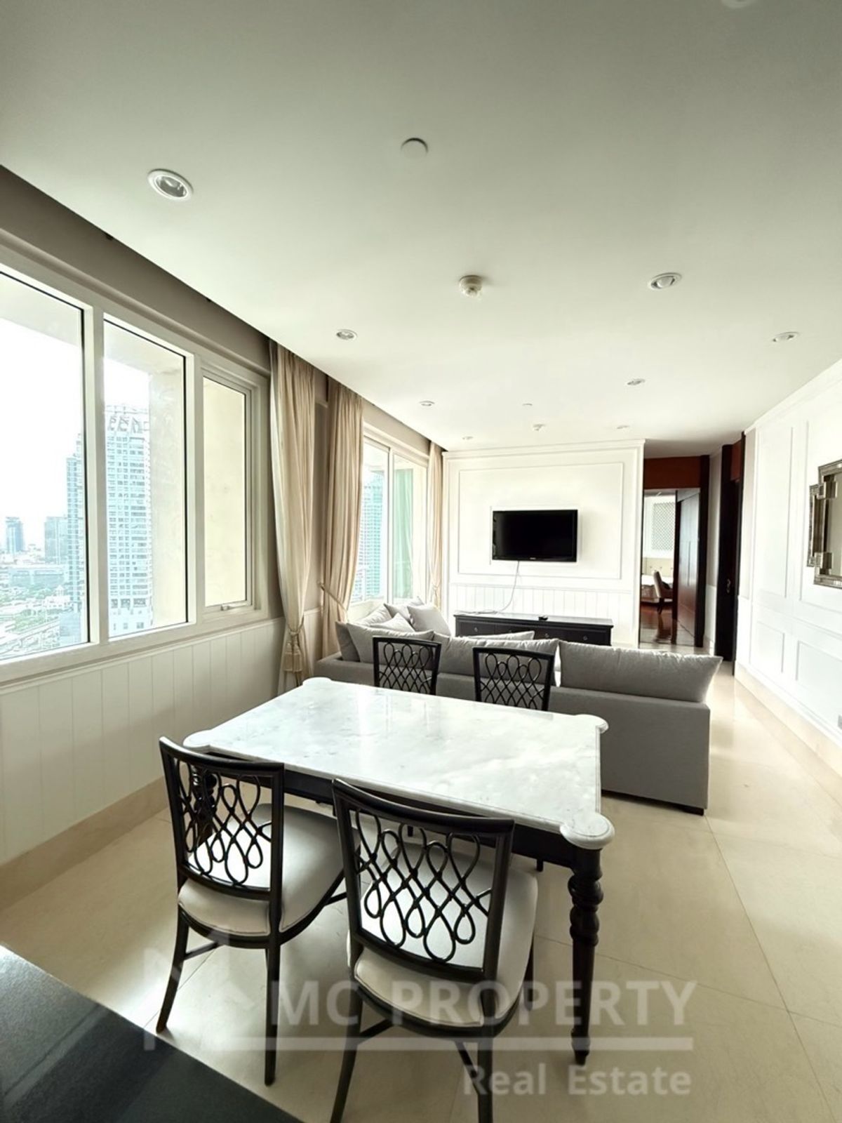 The Infinity 2 bedroom 90sqm for rent only 65,000 please contact 0816878954 The Infinity 2 bedroom 90sqm for rent only 65,000 please contact 0816878954
