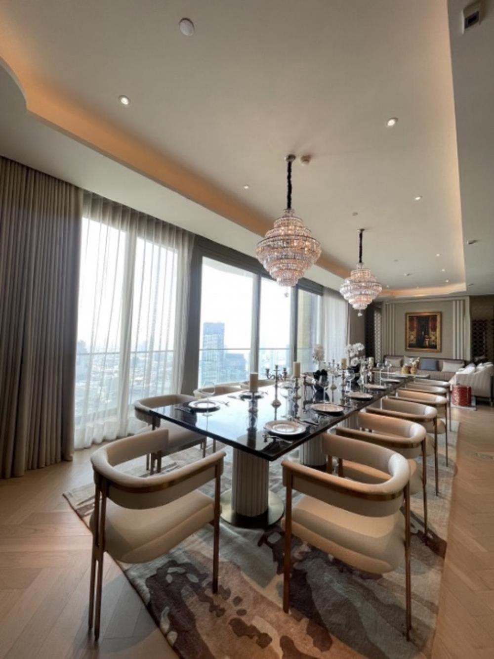 RENTAL / SELLING : PENHOUSE at The Residence Mandarin Oriental Luxurious Fully Furnished