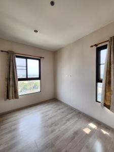 s0094p2  For sale plum condo central station 2 empty room LINE : @differthailand 