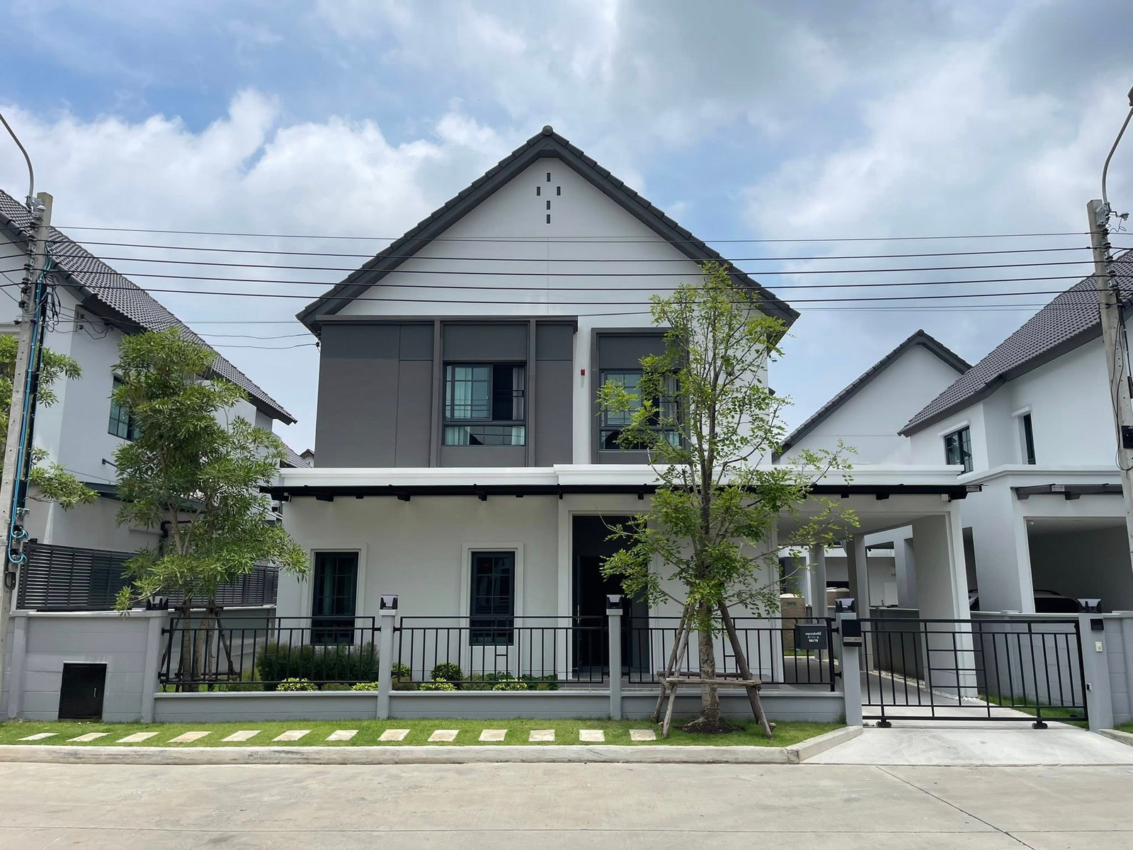 🥰🏡 เช่าบ้าน เซนโทร บางนา(Centro Bangna) ตกแต่งสวย พร้อมเข้าอยู่ Pet friendly🐶 – รูปที่ 2