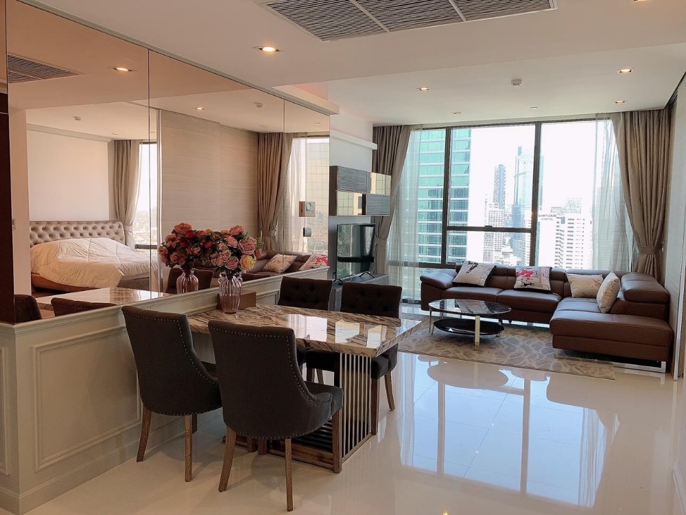 ● Good Deal ● 25+ floor 64.40 sq.m. | 1 bed, Fully-Furnished | near BTS Surasak 50 m., Bangkok Christian College 300 m., St. Louis Hospital 450 m. ● Good Deal ● 25+ floor 64.40 sq.m. | 1 bed, Fully-Furnished | near BTS Surasak 50 m., Bangkok Christian College 300 m., St. Louis Hospital 450 m.