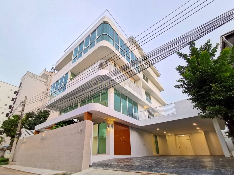 ขายบ้านเดี่ยว 5 ชั้น สไตล์โมเดิร์น มีลิฟท์แก้ว, ตั้งอยู่บนถนนสุขุมวิท 77/48-HH-66120 – รูปที่ 2