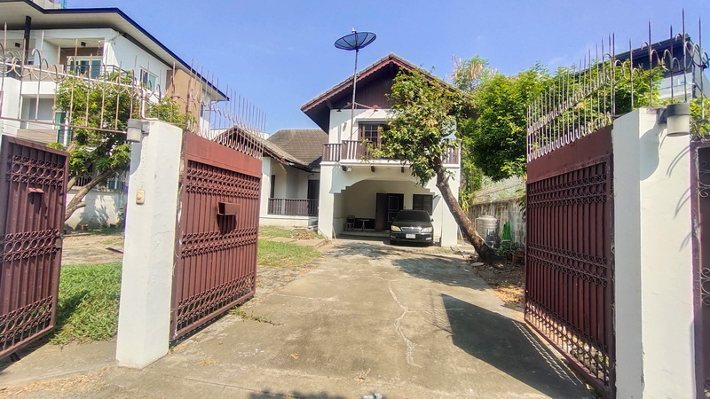 บ้านเดี่ยว 2 ชั้น 3 ห้องนอน ขนาด 140 ตารางวา @สุขุมวิท 67 – รูปที่ 3