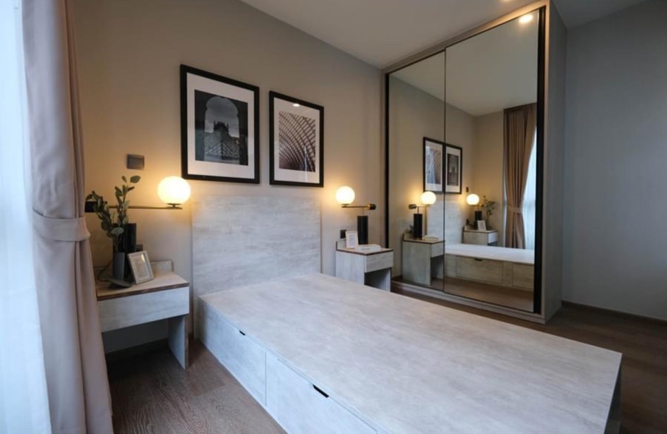 Na Vara Residence (ณ วรา เรสซิเดนซ์) | Duplex ชั้น 00+ 87 ตร.ม. | 2 ห้องนอน | วิวเมือง ลิฟท์ส่วนตัว พร้อมเฟอร์ | ใกล้ BTS ชิดลม 3 นาที – รูปที่ 4