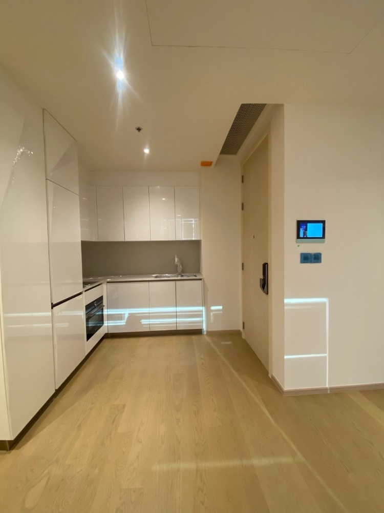 ราคาพิเศษ! ห้องคอมบาย 3 ห้องนอน ชั้น 10+ | 196.20 ตร.ม. | The Strand Thonglor (เดอะ สแตรนด์ ทองหล่อ) | คอนโดใกล้ BTS ทองหล่อ 190 ม., เมเจอร์ ซีนีเพล็กซ์ สุขุมวิท 550 ม. – รูปที่ 3