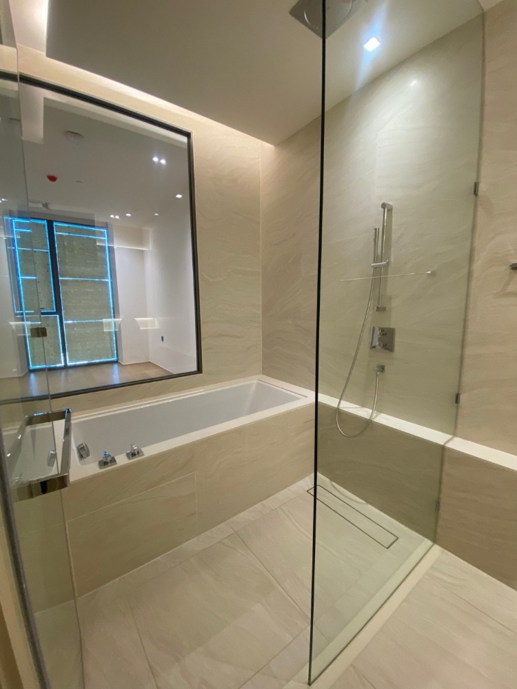 ♦ ดีลน่าสนใจ! ♦ 2 ห้องนอน ชั้น 10+ | 75.83 ตร.ม. | The Strand Thonglor (เดอะ สแตรนด์ ทองหล่อ) | คอนโดใกล้ BTS ทองหล่อ 190 ม., เมเจอร์ ซีนีเพล็กซ์ สุขุมวิท 550 ม.