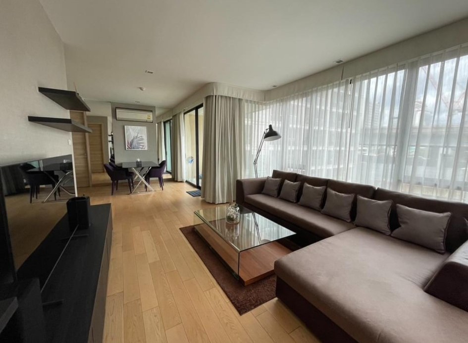 O2 HIP CONDOMINIUM (โอทูฮิป คอนโดมิเนียม) | ชั้น 0+ 100.00 ตร.ม. | 2 ห้องนอน | ใกล้รถไฟฟ้า BTS สถานีเพลินจิต 200 เมตร O2 HIP CONDOMINIUM (โอทูฮิป คอนโดมิเนียม) | ชั้น 0+ 100.00 ตร.ม. | 2 ห้องนอน | ใกล้รถไฟฟ้า BTS สถานีเพลินจิต 200 เมตร