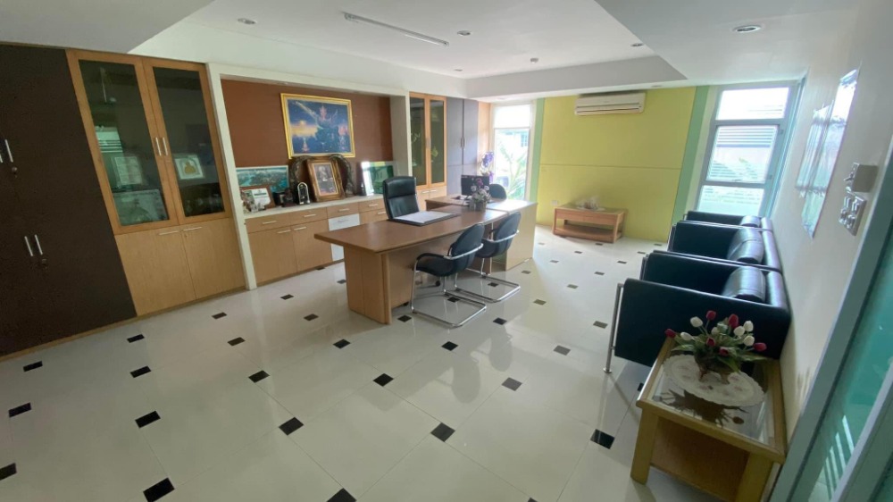 ขายอาคารสำนักงาน 5 ชั้น | 291 ตร.ว. 1,500 ตร.ม. | อยู่ซอยโพธิ์แก้วแยก 3 | สามารถเข้าออกได้หลายทาง ทั้งถนนลาดพร้าว ถนนนวมินทร์ – รูปที่ 4