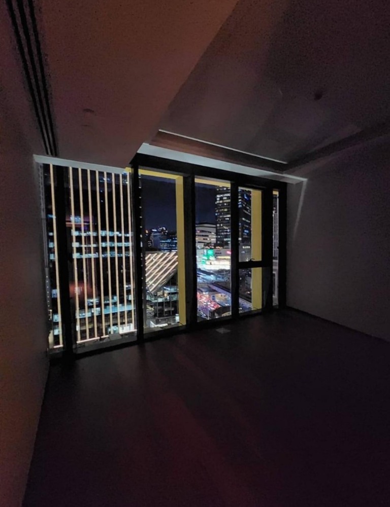 ● Prime Location ● ชั้น 10+ 143.50 ตร.ม. | 2 ห้องนอน | ใกล้ BTS พร้อมพงษ์ 3 นาที, The Emquartier 3 นาที – รูปที่ 2